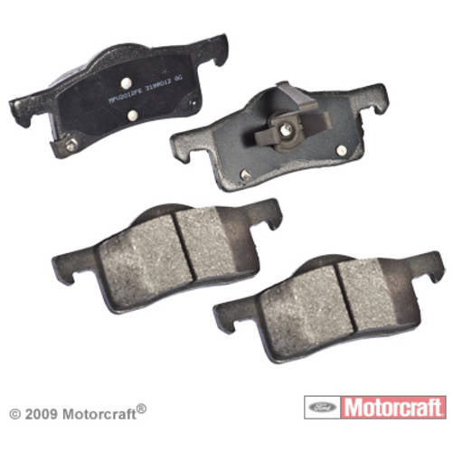 BR935C Rear Brake Pads for 2003-2006  Expedition