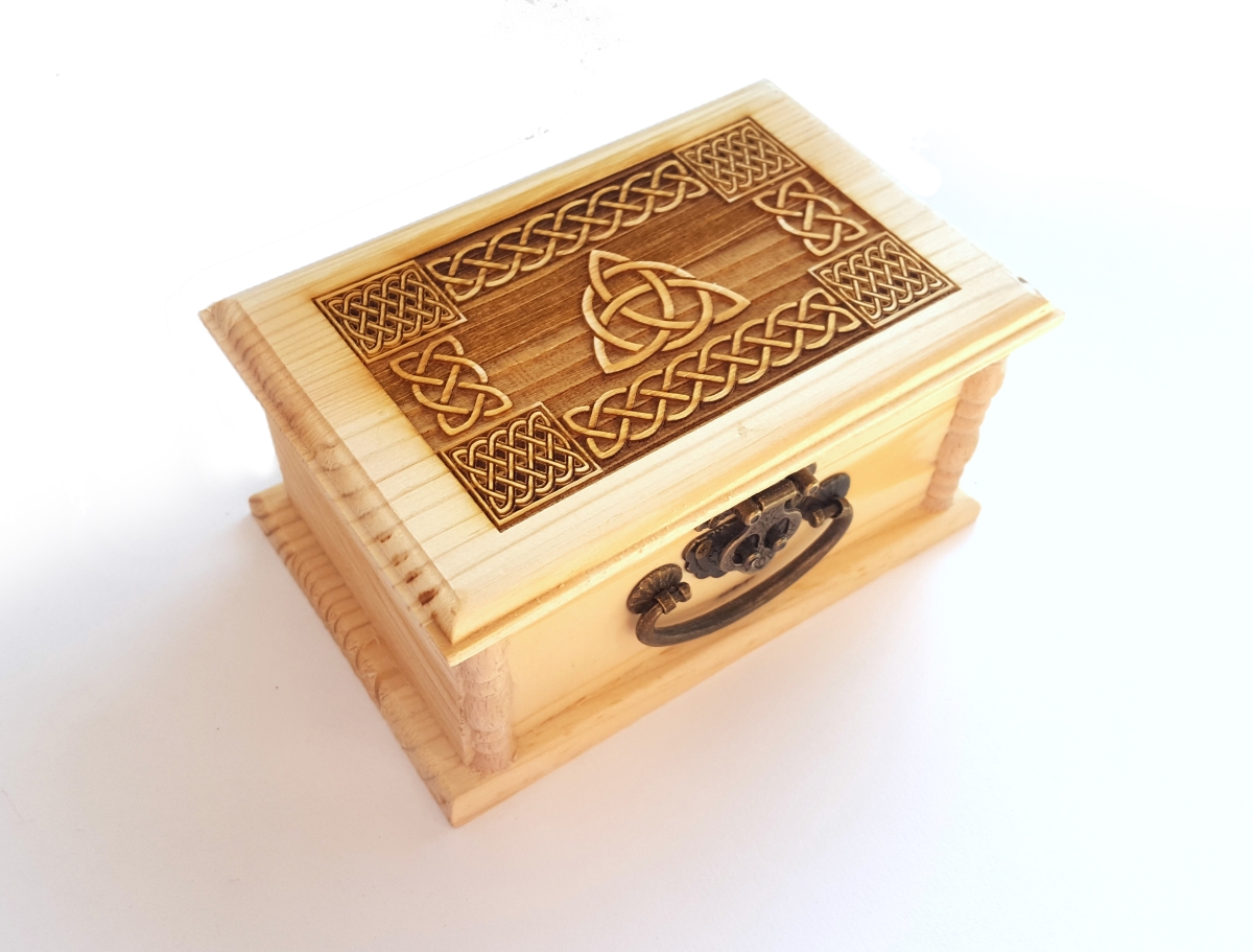 Celtic Trinity Knot Engraved Wooden Box