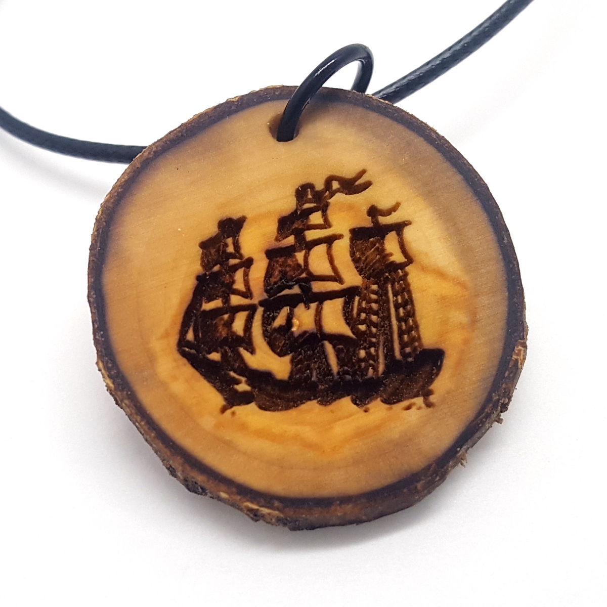 NKSH01 1.5 in. Ship Wooden Pendant Necklace