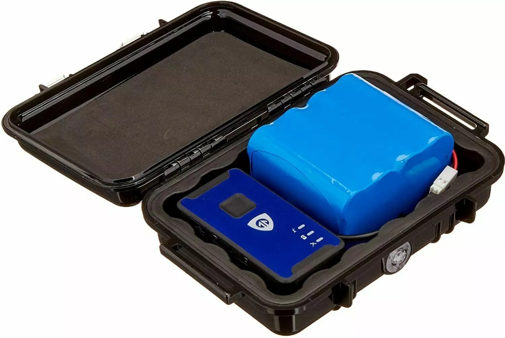 Picture of 140-Day GPS Tracking Device for Vehicles with Magnetic Case & Extended Battery