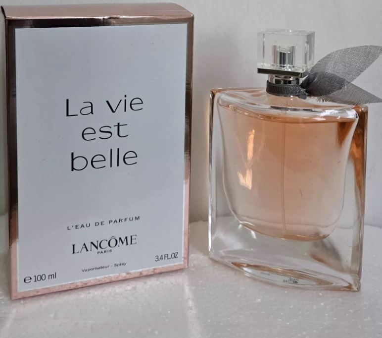 Picture of Lancme LL80051 LA VIE EST BELLE by Lancome (WOMEN) - L&apos;EAU DE PARFUM SPRAY 3.4 OZ 100ML
