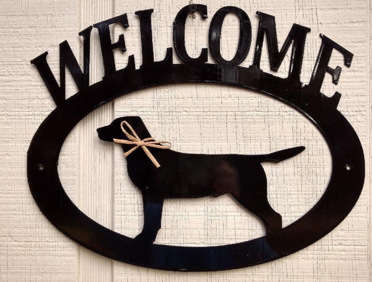 Labrador Retriever Metal Welcome Sign