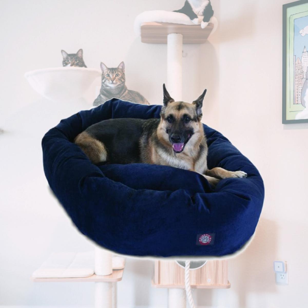 Picture of MajesticPet 788995528593 52 in. Villa Donut Pet Bed, Navy