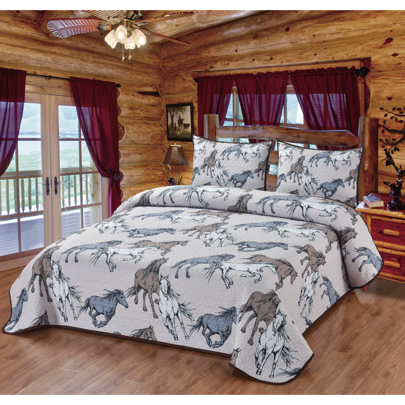 Drawn Wild Horses Quilt Quilted Bedding Set, Multi Color - Queen Size