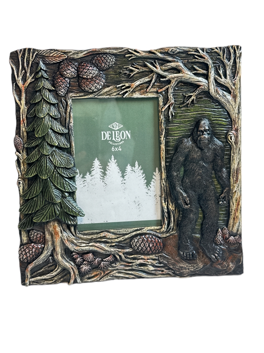 Picture of De Leon Collections 14794 Bigfoot Woodland Forest Nature Pinecone 6 x 4 Standing Hanging Photo Picture Frame