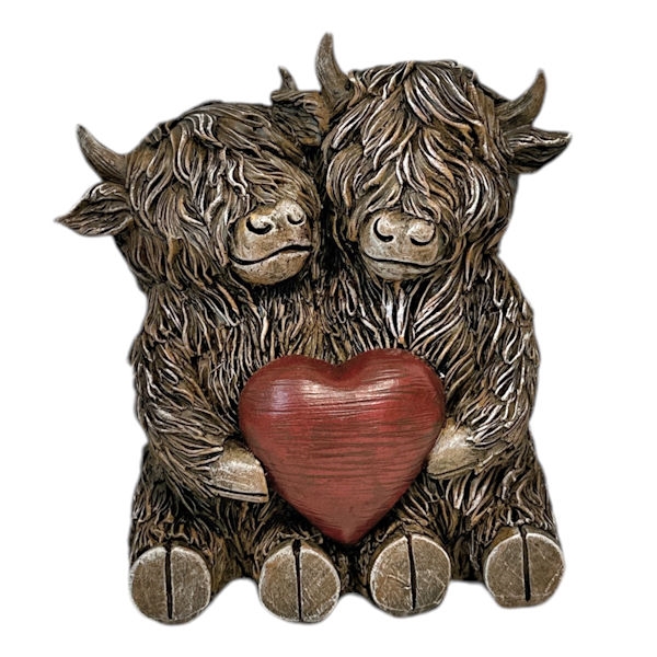 14087 Two Highland Cows Heart