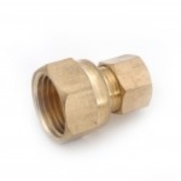 18162DLF 0.62 x 0.5 in.  Compression x FIP Drilled Coupling