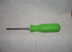 SU98027 No.1 x 3 in. Phillips Neon Green Screwdriver