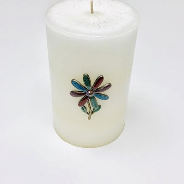 1.75 x 0.5 x 2.5 in. Flower Candle Pin