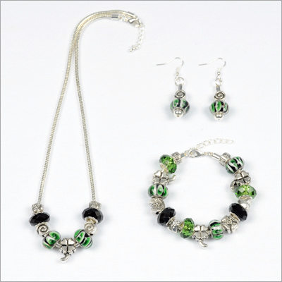 Picture of My Favorite Beads 143192PMM181 Emerald Isle Irish Bead Jewelry Set, 3 Piece
