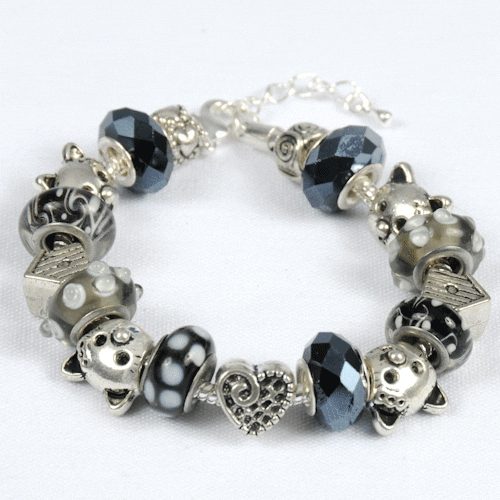 Gray Tabby Cat Charm Bracelet - Gray