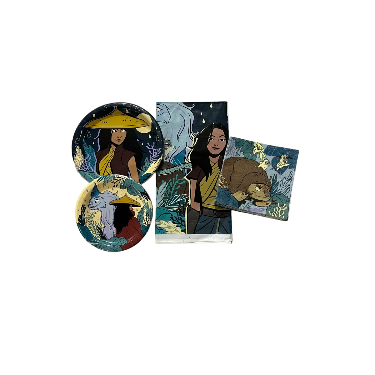 Raya Party Bundle for 8 Guests - Plates, Napkins & Table Cover