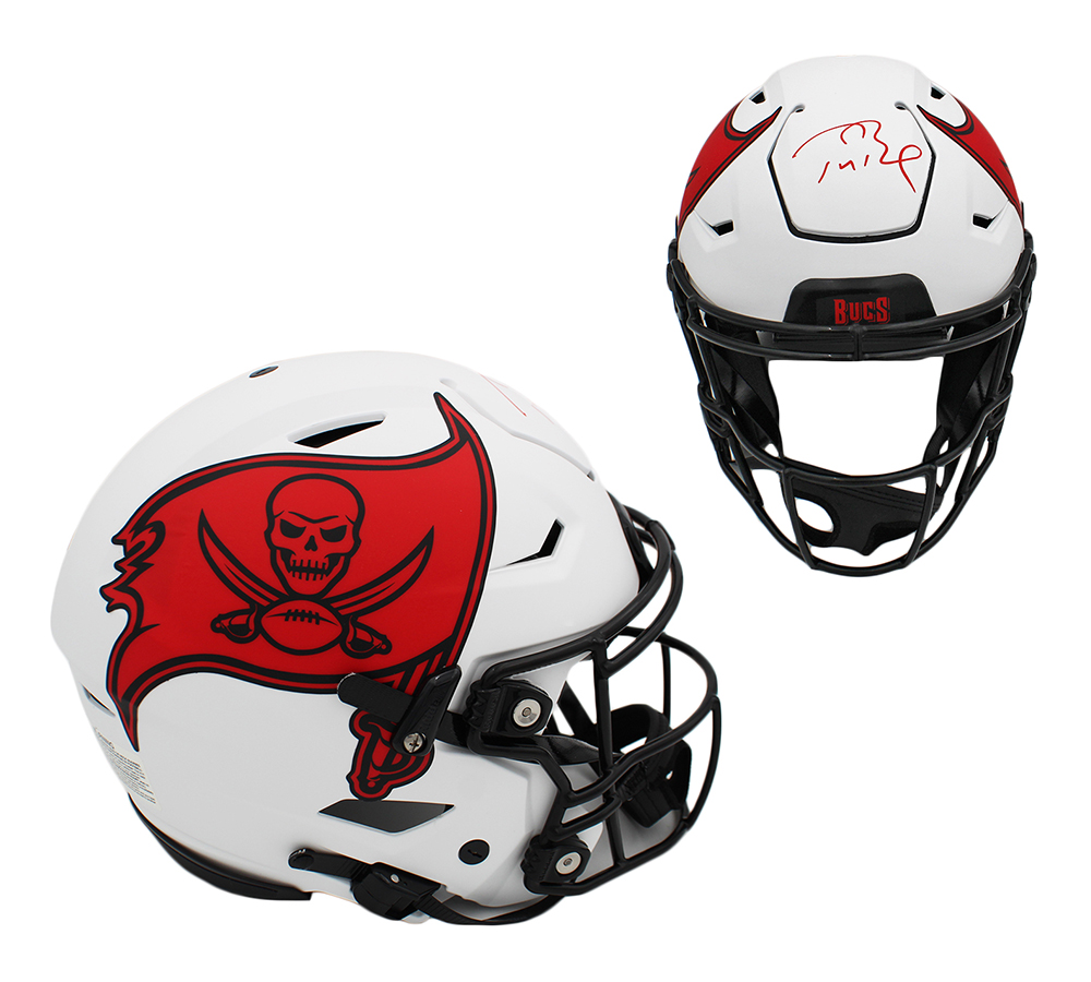 18620 Tom Brady Signed Tampa Bay Buccaneers Speed Flex Authentic Lunar NFL Helmet
