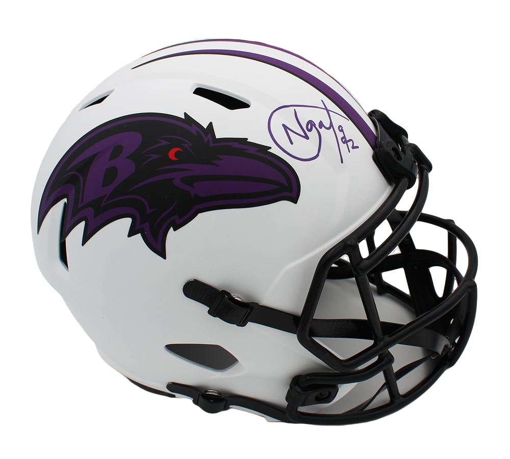 19006 NFL Baltimore Ravens Haloti Ngata Signed Speed Lunar Helmet - Full Size