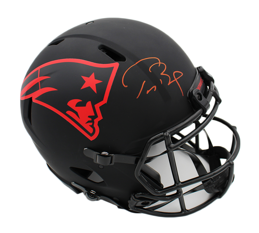 16956 Tom Brady Signed England Patriots Speed Authentic Eclipse NFL Helmet