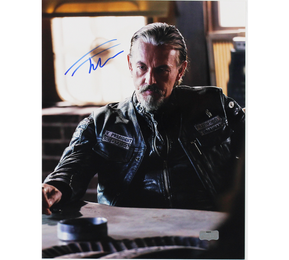 4227 11 x 14 in. Tommy Flanagan Signed Sons of Anarchy Unframed Photo - Sitting at Table -  Radtke Sports