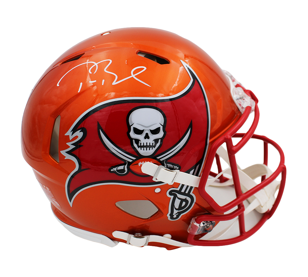 21290 Tom Brady Signed Tampa Bay Buccaneers Speed Authentic Flash NFL Helmet -  Radtke Sports