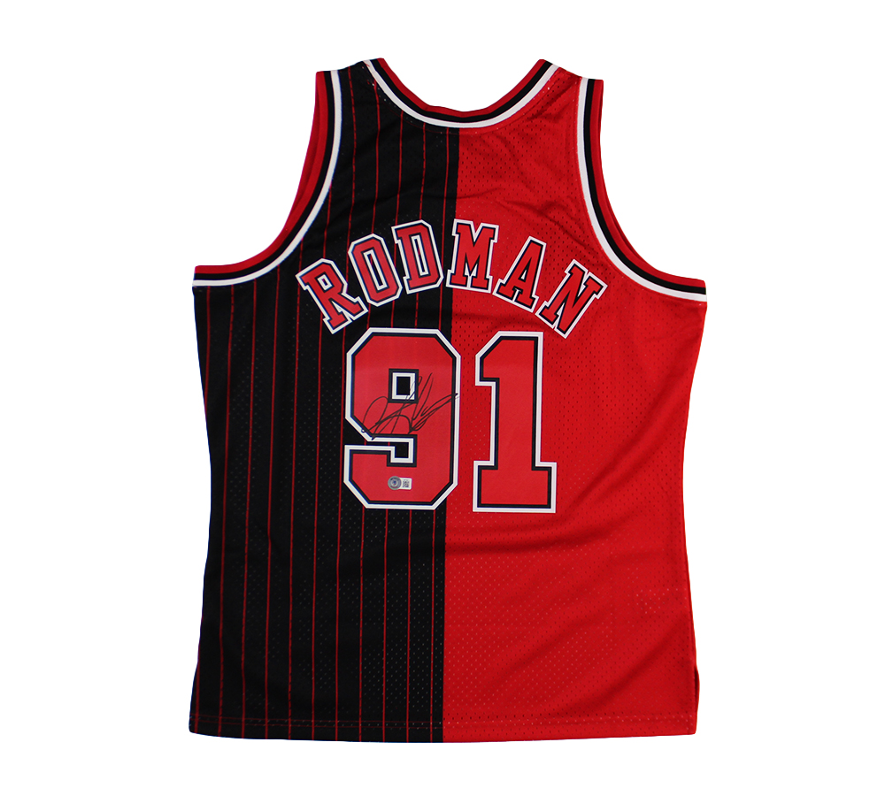 24249 Dennis Rodman Signed Chicago Bulls Mitchell & Ness Authentic 1995-96 Split Swingman NBA Jersey