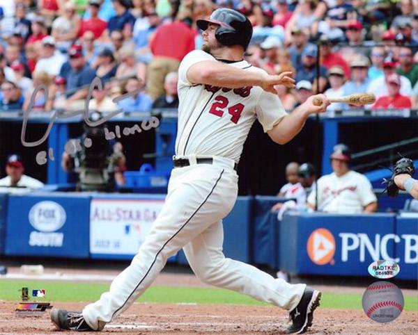 9175 8 x 10 in. Evan Gattis Signed Atlanta Braves MLB Photo with El Oso Blanco Inscription -  Radtke Sports