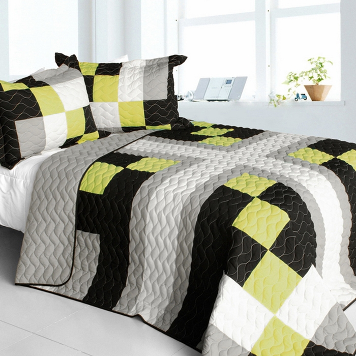 Sunshine City - 3 Pieces Vermicelli-Quilted Patchwork Quilt Set  Full & Queen Size - Multicolor