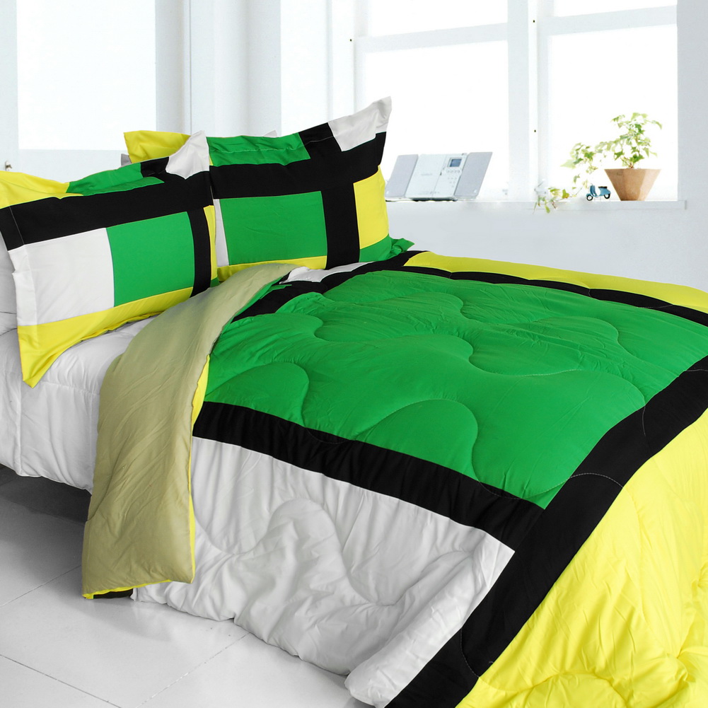 ONITIVA-CFT01075-23BRK-MPTP Lush World Quilted Patchwork Down Alternative Comforter Set, Green - Full or Queen Size