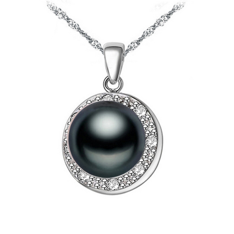 Picture of Majesty Diamonds MDS170052 Freshwater Pearls Halo Solitaire with Accents Pendant Necklace in .925 Sterling Silver