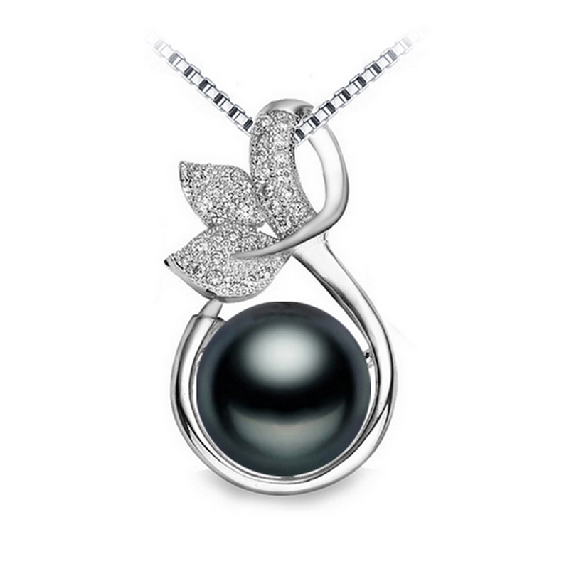 Picture of Majesty Diamonds MDS170053 Freshwater Pearls Fancy Pendant Necklace in .925 Sterling Silver