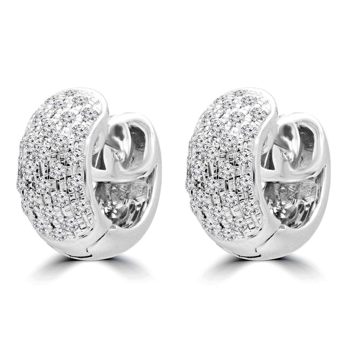 0.6 CTW Round Diamond Huggie Earrings in 14K