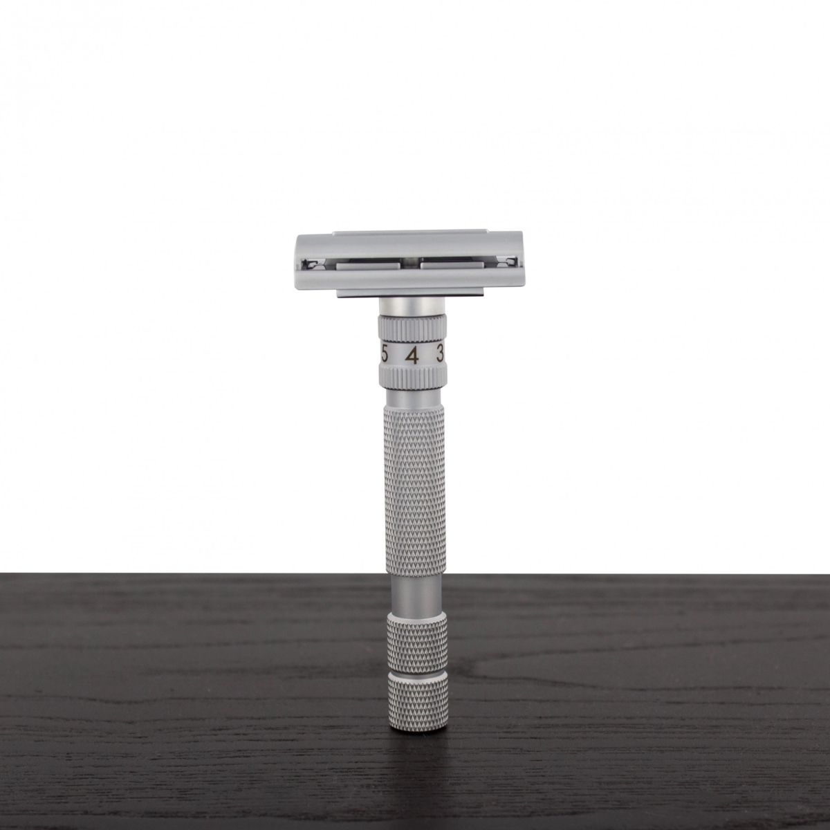 Picture of Rockwell Razors RZ-ROC-T2GC Rockwell T2 Twist-to-Open Adjustable Razor - Gunmetal Chrome