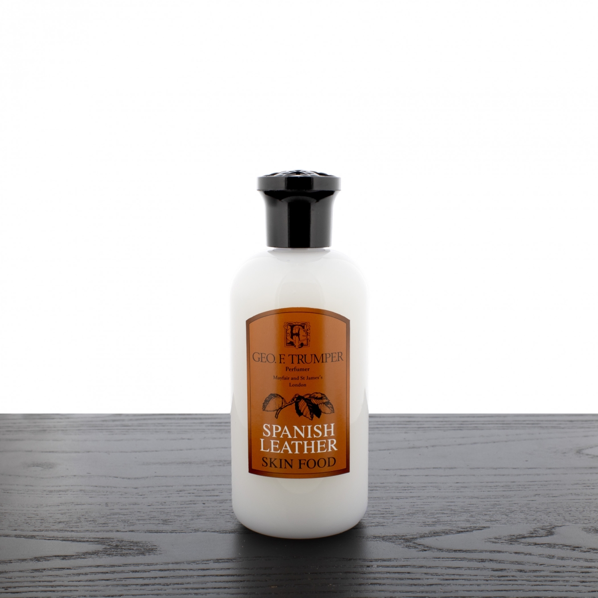 Picture of Geo F Trumper 893104 Spanish Leather Skin Food - 200 ml