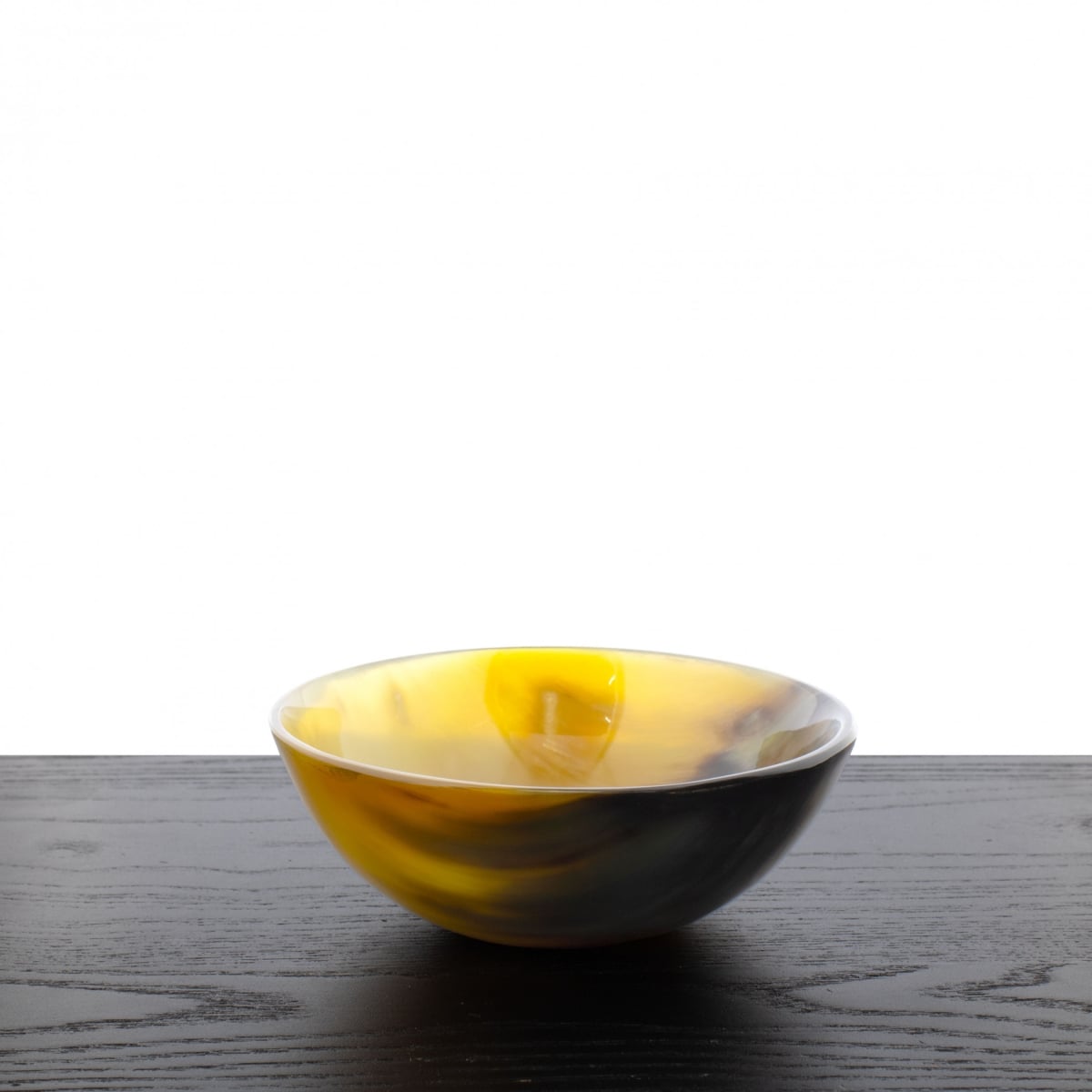 899860  Genuine Ox Horn Palm Lathering Bowl