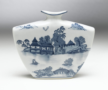 Picture of AA Importing 59725 Flat Blue & White Vase