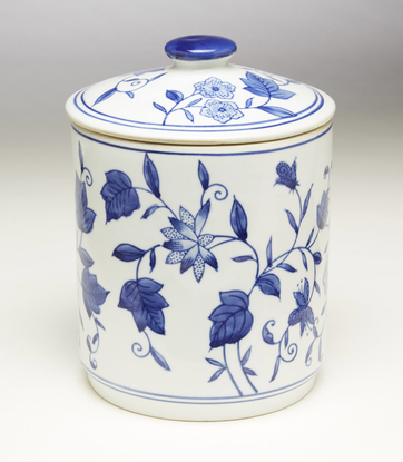 Picture of AA Importing 59791 Blue & White Round Jar with Lid