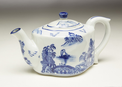 Picture of AA Importing 59803 Blue & White Tea Pot