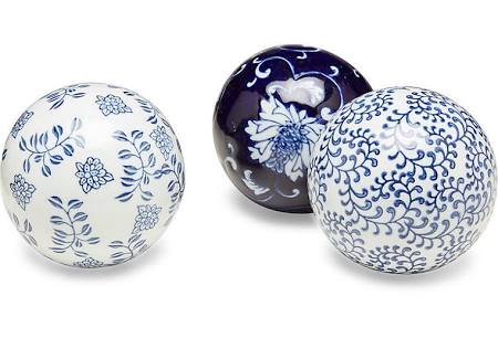 Picture of AA Importing 59814 Blue & White Porcelain Balls - Set of 3