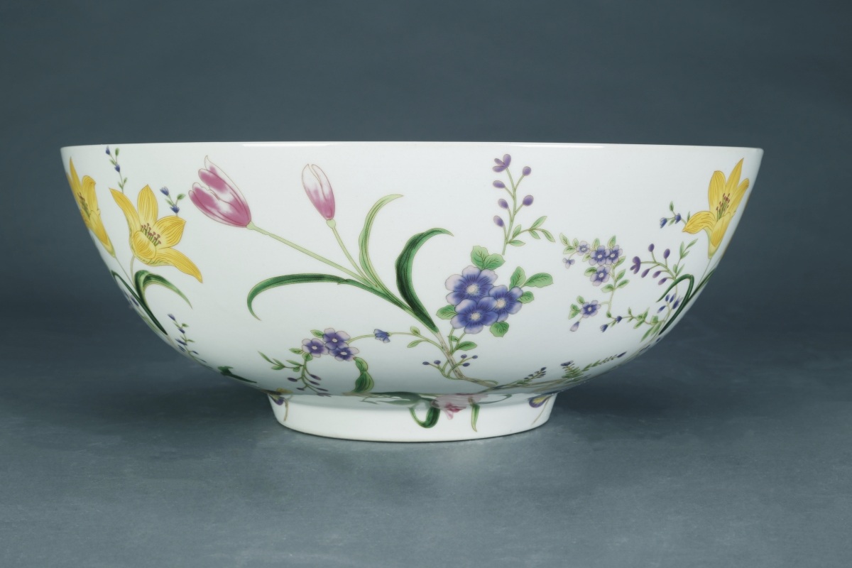 Picture of AA Importing 67059 14 in. Birds & Flowers Bowl