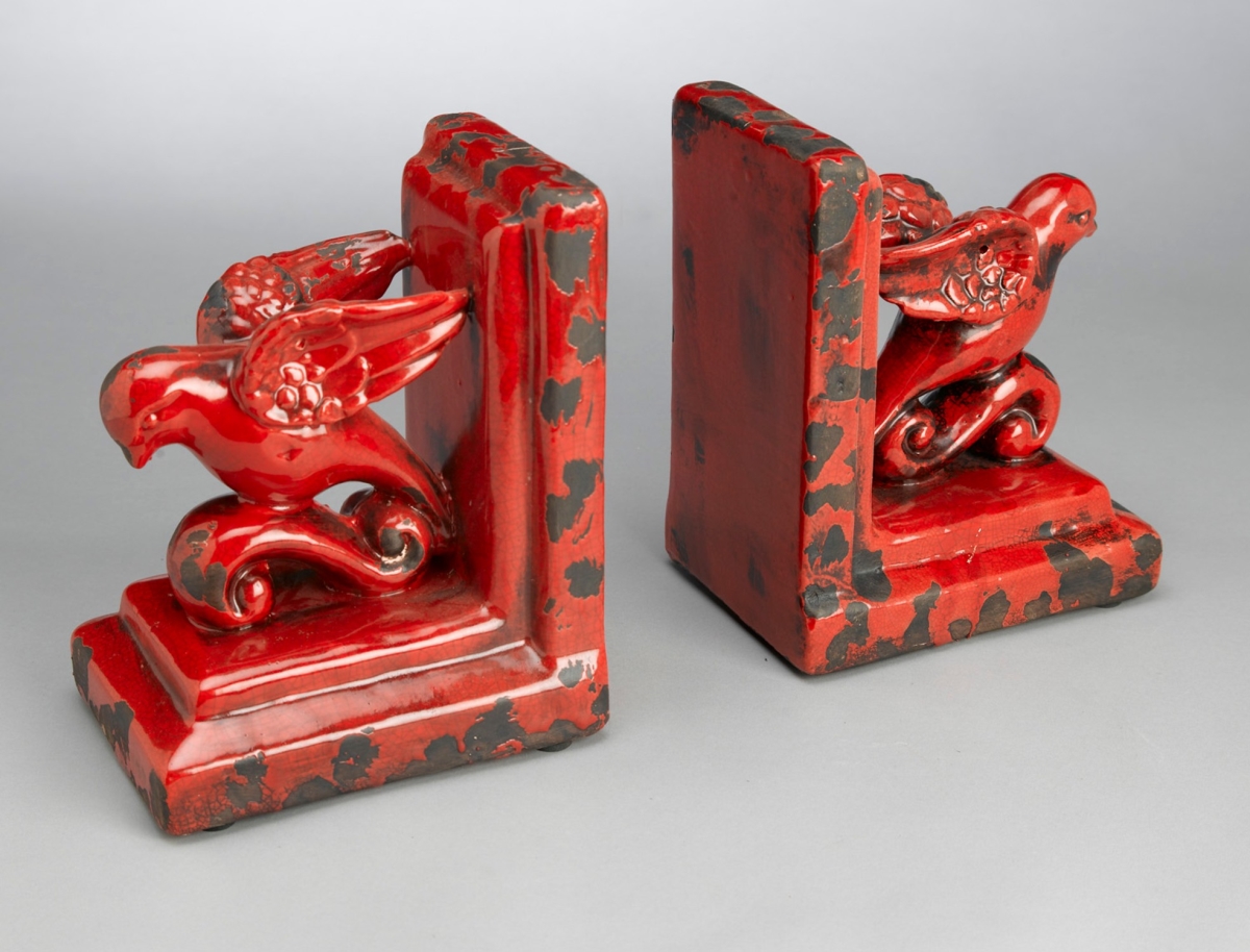 Picture of AA Importing 10830-RD Ceramic Bird Bookends, Red