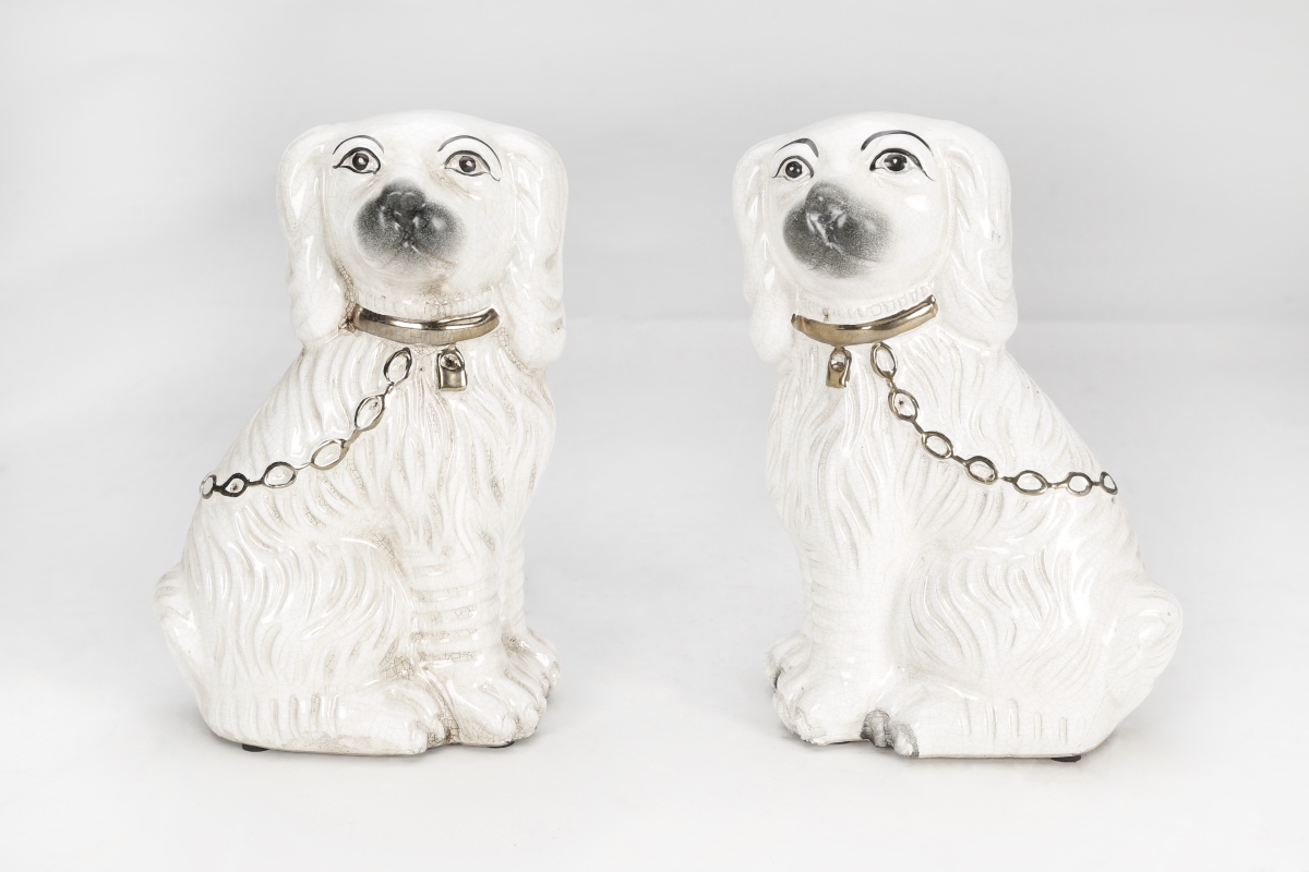Picture of AA Importing 25634-WH White Staffordshire Spaniels Figurine, Set of 2