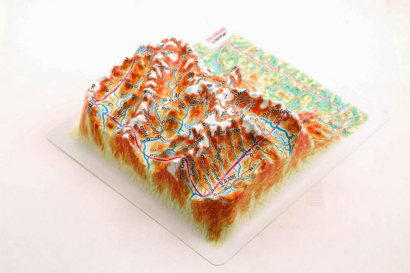 Picture of TestPlay 3277 Colorado Raised Relief Map, Rubberized Foam Backing Plus Magnet - Souvenir Size