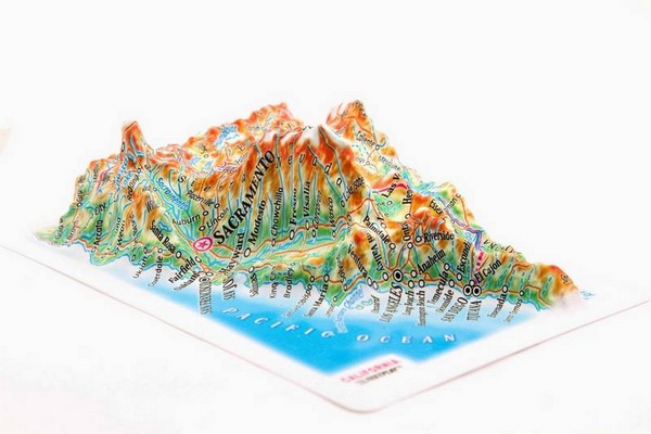 Picture of TestPlay 3298 California Raised Relief Map, Rubberized Foam Backing - Souvenir Size