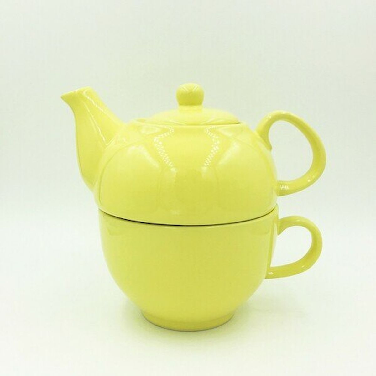 Picture of Mr. MJs HO-SFYT049-CREAM Yellow Teapot with Cup