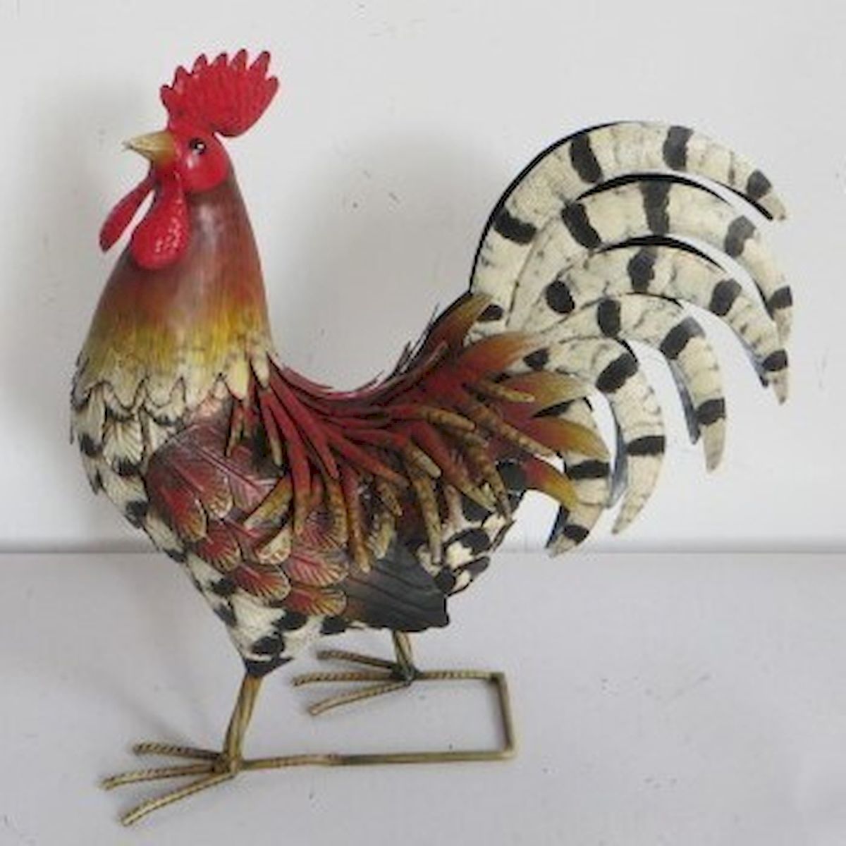 Picture of 212 Main AI-GG9441 A Metal Rooster Garden Sculpture