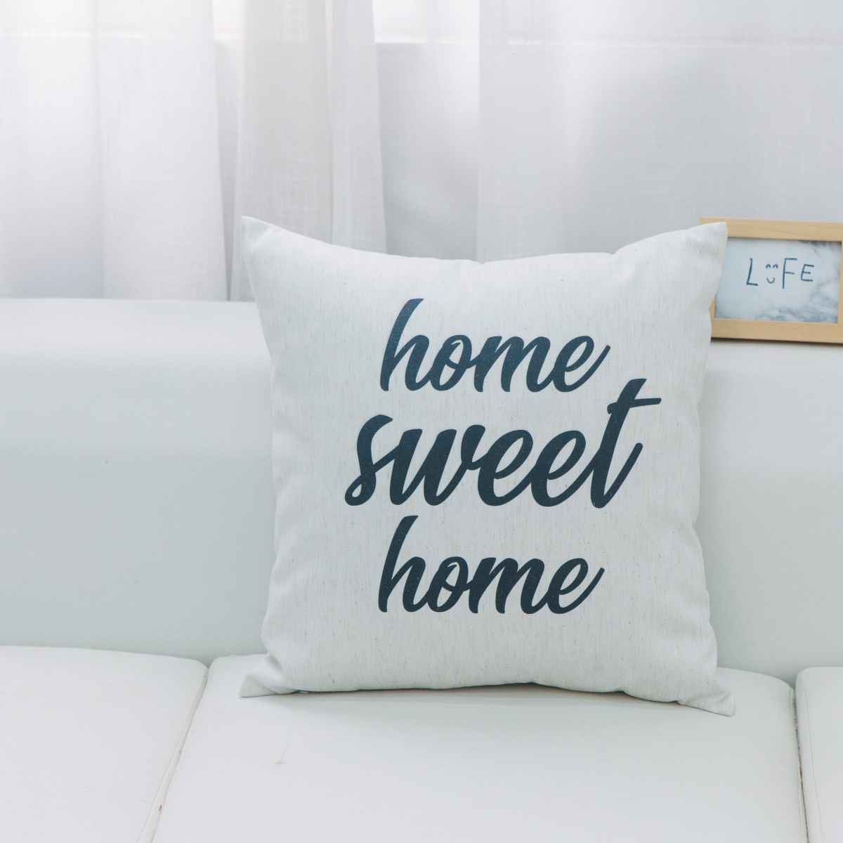 Picture of HUI Home HH-YM1818ICHSOP 18 x 18 in. Home Sweet Home Pillow with Polyester Insert