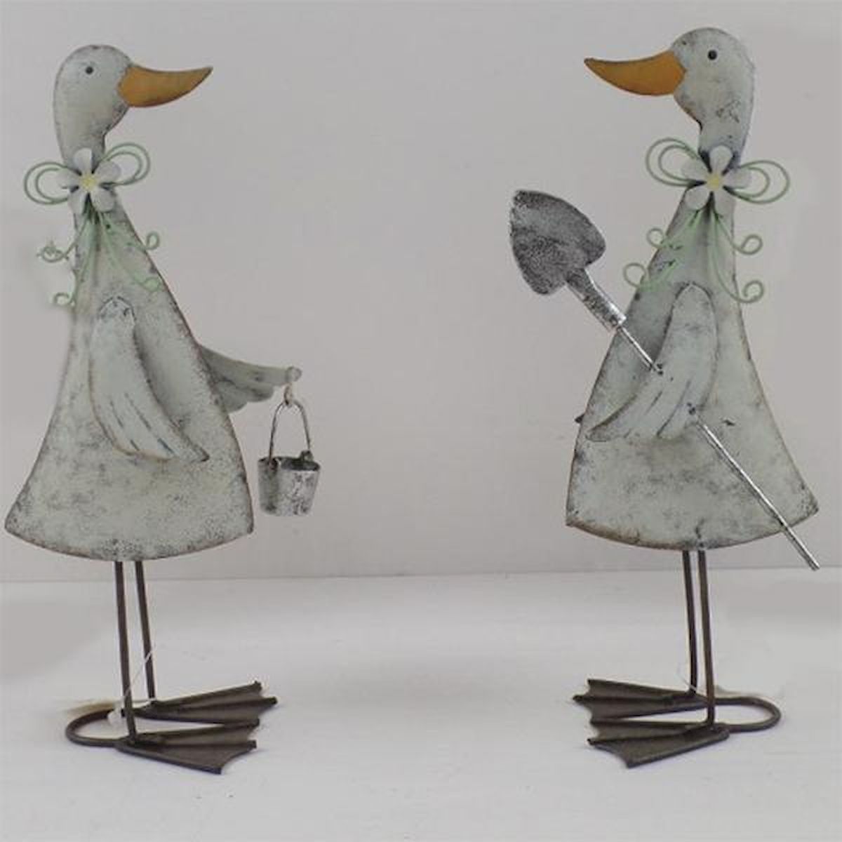 Picture of Forpost FP-HUS-359 Metal Ducks Ready for Gardening Figurine - Set of 2