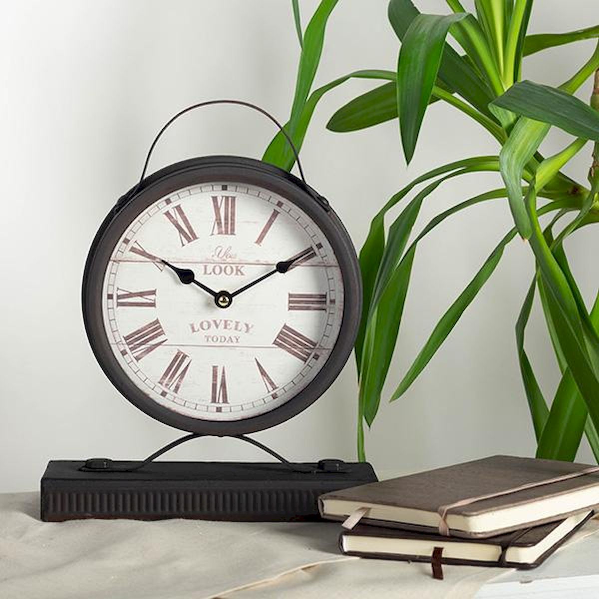 Picture of Forpost FP-MIN-260 Black Metal Stand You Look Lovely Today Table Clock