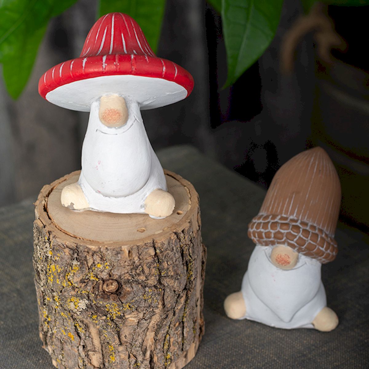 Picture of Forpost FP-CNP-175 Cement Mushroom Gnome Figurine