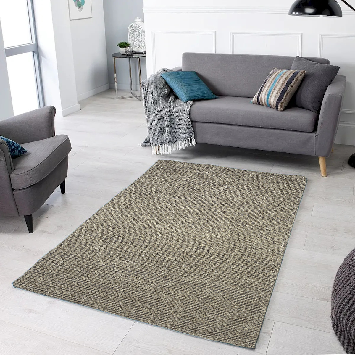 2 x 3 ft. Chinook Gray Handmade Wool Rectangle Area Rug