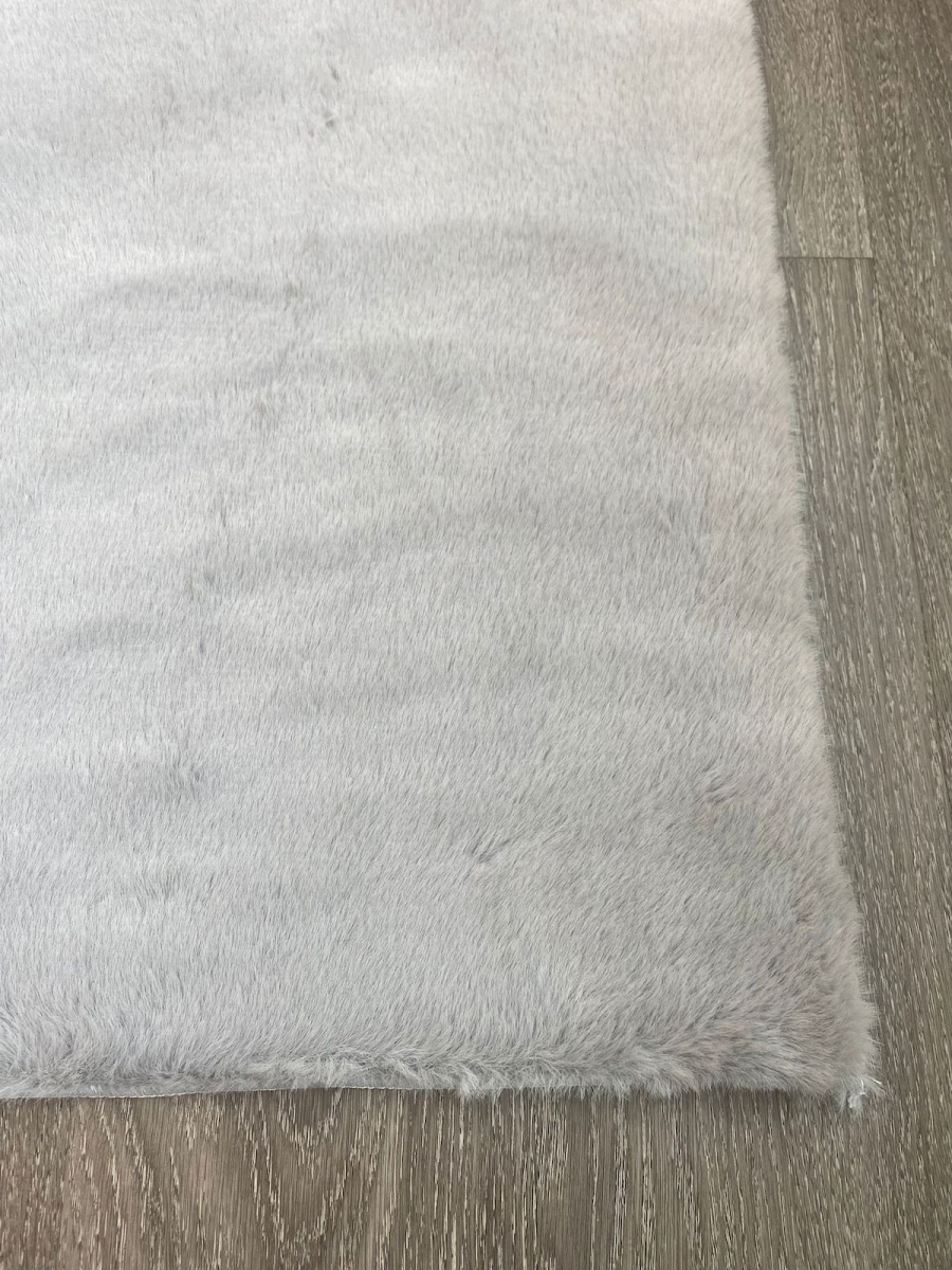 5 x 8 ft. Light Gray Rectangular Faux Fur Rabbit Rectangle Area Rug