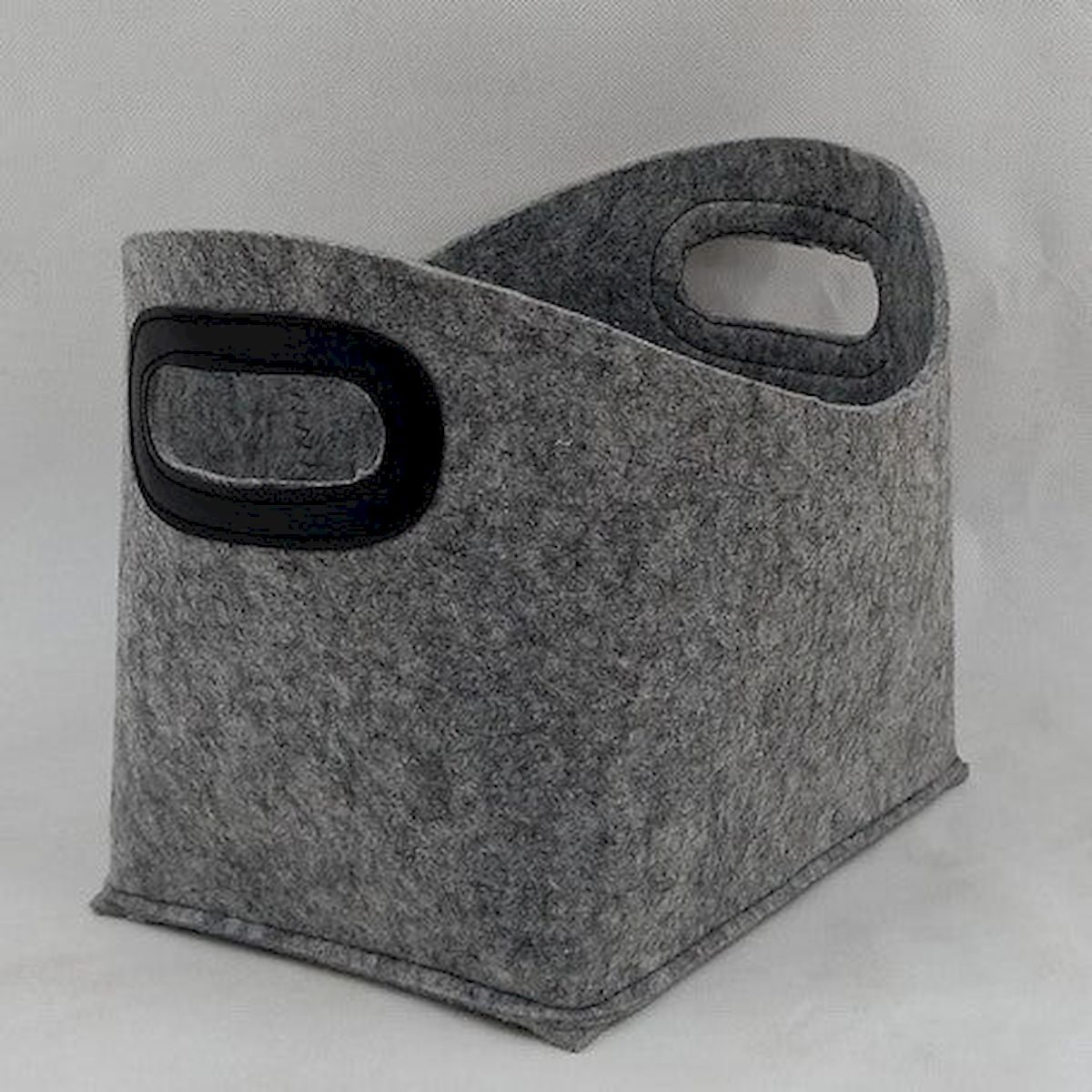 Picture of Mr. MJs Trading AI-2225-211 Felted Gray with Black Handles Basket