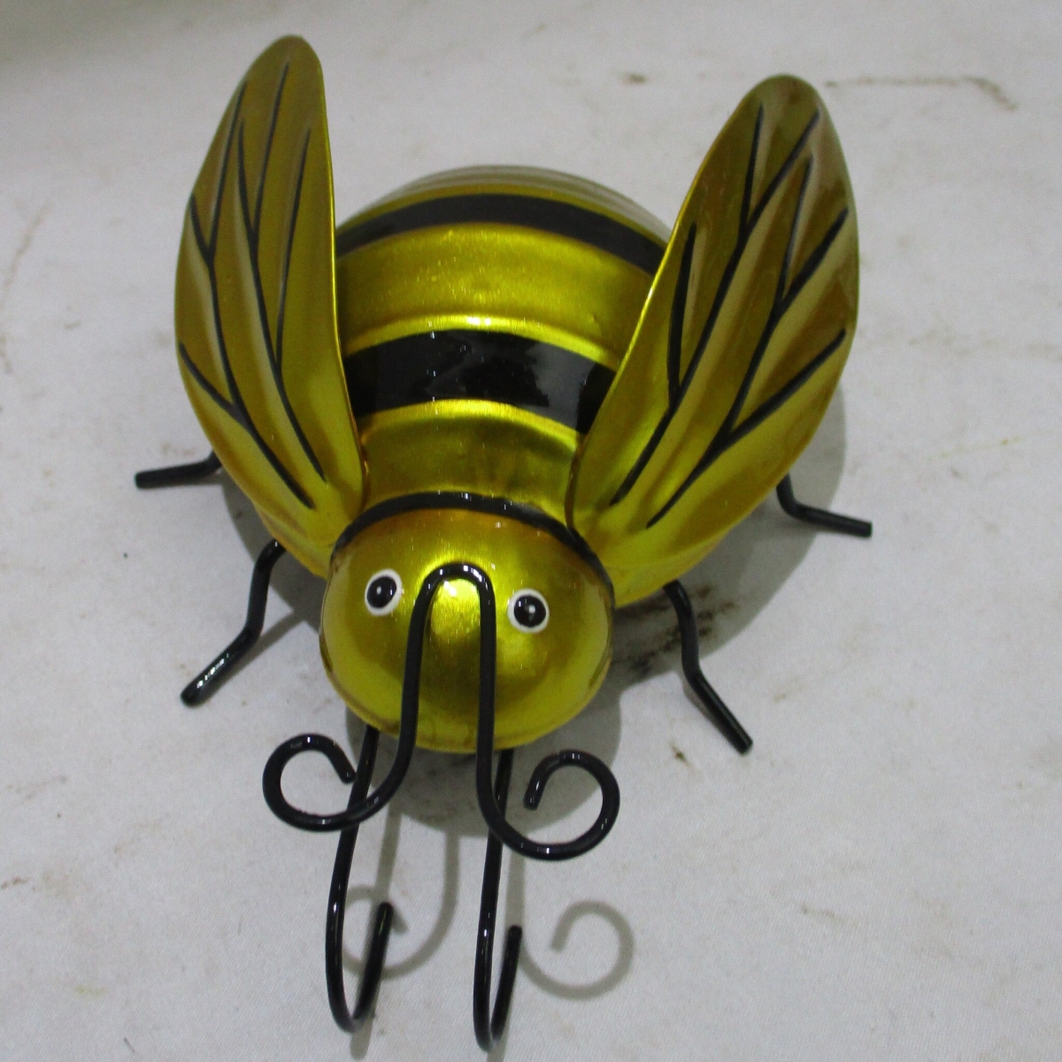 Metal Bumblebee Decoration